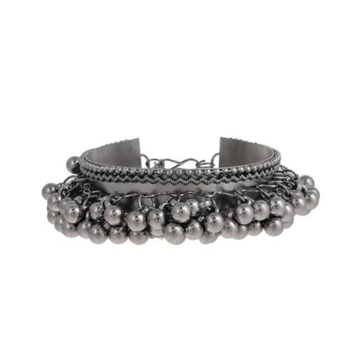 Shimmering Fancy Jewellery Sets with nose pin